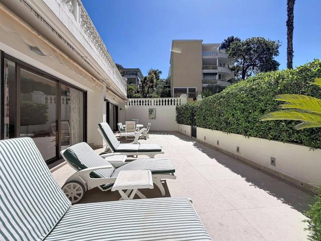 Cannes Adresse rare en parc classé cœur de ville 101m² Cannes