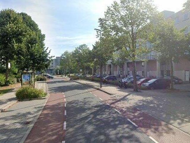 Appartement Aartsbisschop Romerostraat in Utrecht