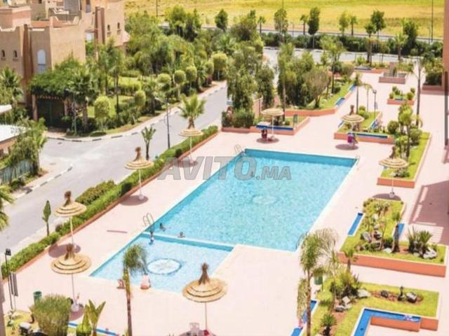 Appartement agréable piscine et jardins résidence gardée