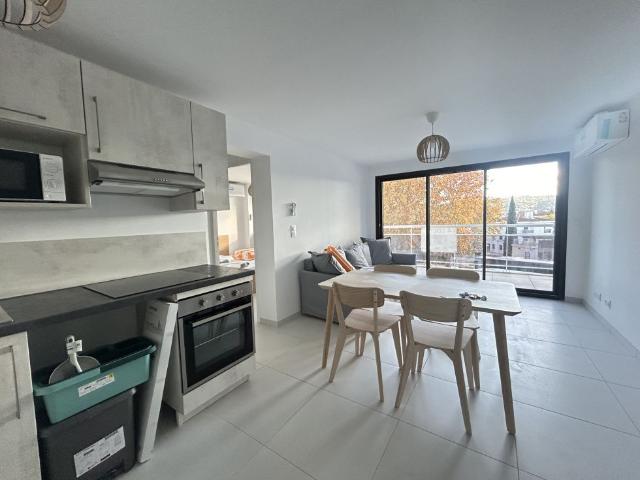 Appartement Aix En Provence 13100 58.8 m²