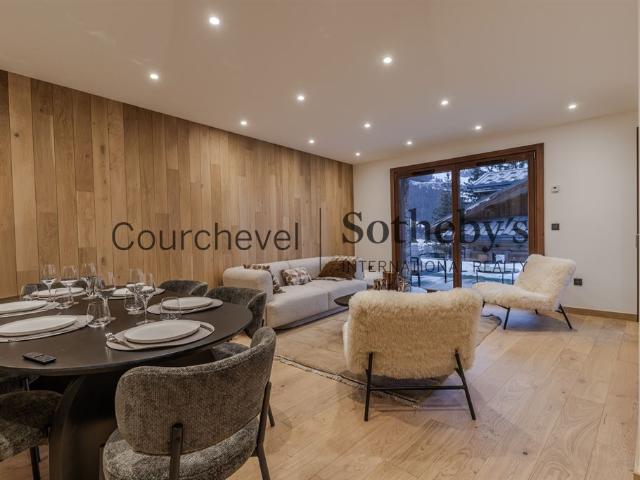 Appartement Alvé 5 minutes à pied du centre de Courchevel Moriond