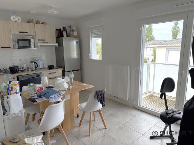 Appartement Ambares Et Lagrave 2 pièces 42.50 m2