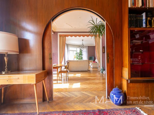 Appartement années 30 proche vieux port