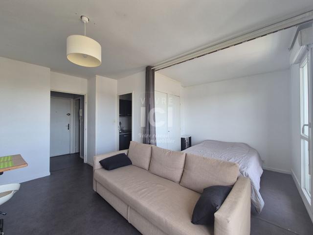 Appartement Angers 1 pièce s 31.73 m2