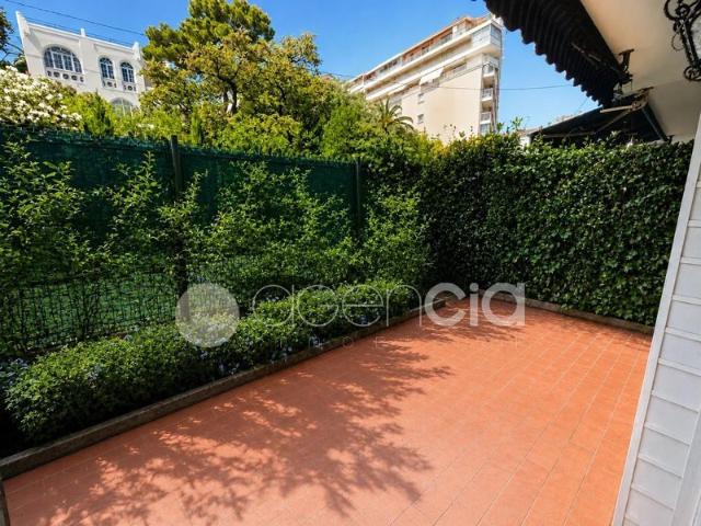 Appartement Antibes, stade Foch