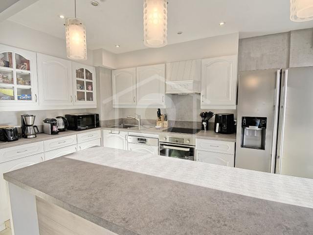 Appartement Antibes 5 pièce s 100.3 m2 100m² Antibes