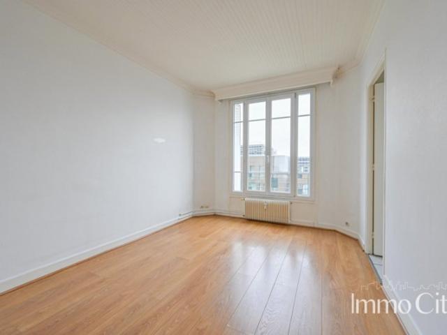 Appartement ARCUEIL 2 pièces 33m2