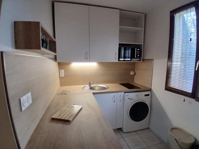 Appartement Arpajon 1 pièce s 20.04 m2 MEUBLÉ