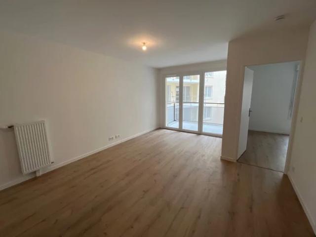 APPARTEMENT ATHIS MONS T2 PARKING BAI 0307