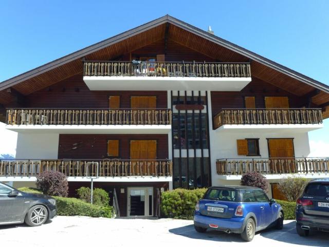 Appartement attique en face de la télécabine  RARE!
