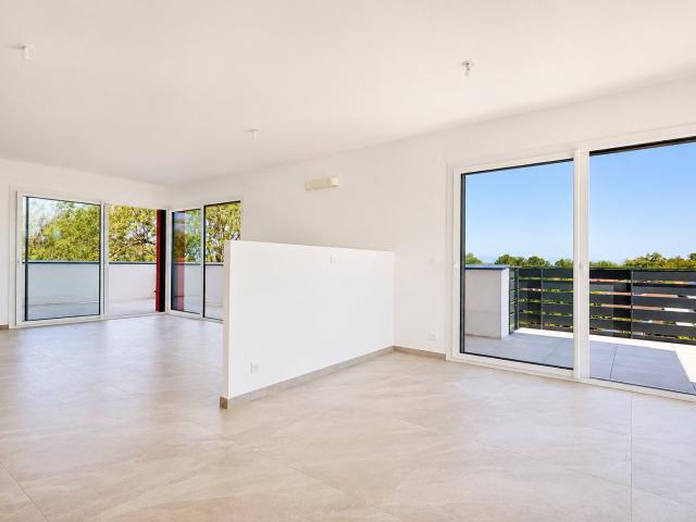 Appartement Attique 4 pièces 95,90m² Terrasse 45m²+ 2 Garage. 96m² Thonon les Bains