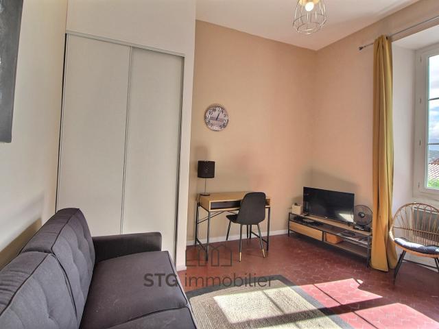 Appartement atypique au cœur du centre ville Double potentiel habitation & investissement