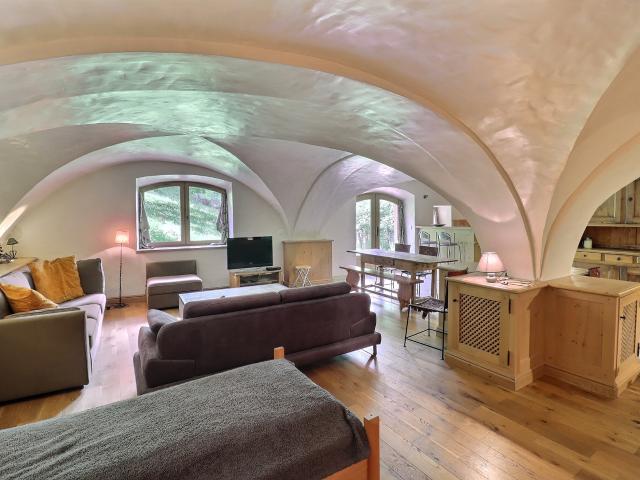 Appartement atypique avec fort potentiel