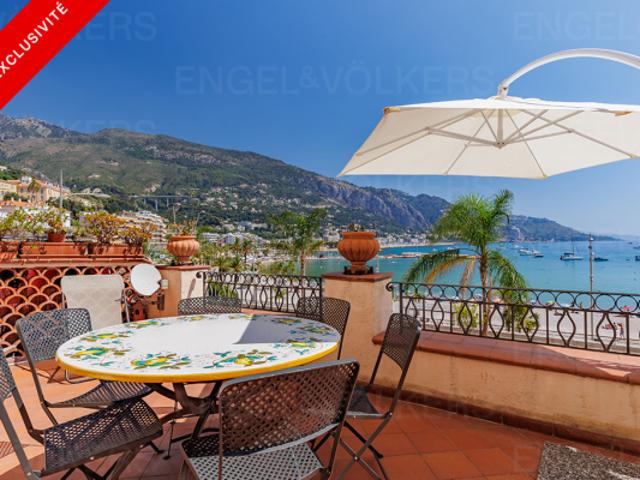 Appartement atypique avec terrasse et studio séparé en front de
