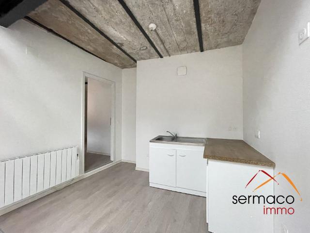 Appartement atypique de type F3