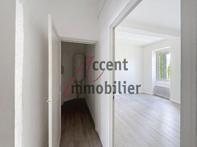 Appartement au 1er étage de 74.46m², situé à Eyragues