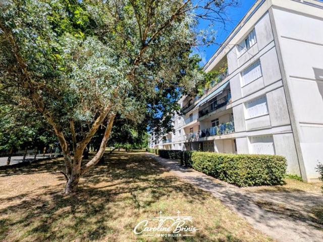APPARTEMENT AU CALME MERIGNAC CAPEYRON T3 DE 72 m2