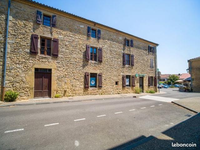 Appartement au centre de GEAUNE