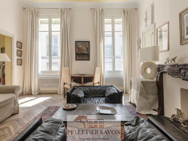 Appartement au charme aixois 2/3 pièce s 60.05 m2