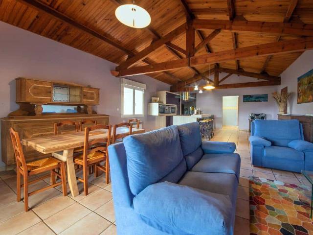 APPARTEMENT AU COEUR DES VIGNES 80m2 CALME