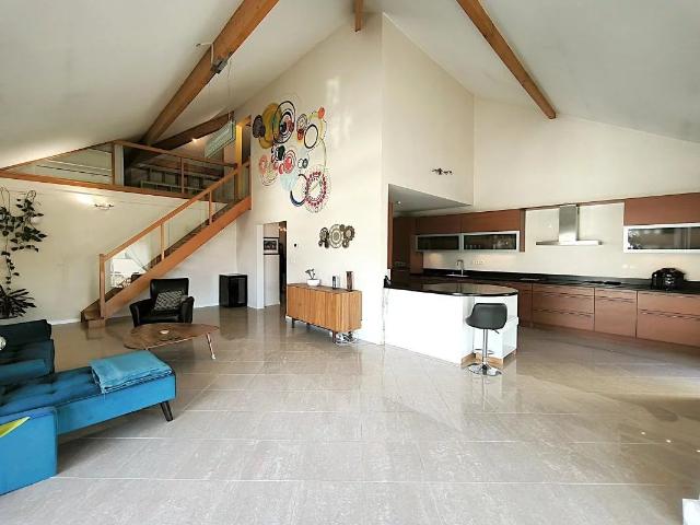 Appartement au dernier étage