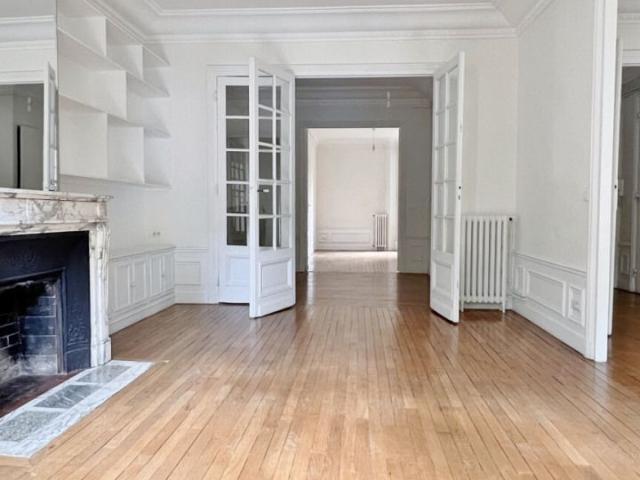Appartement • Auteuil Nord