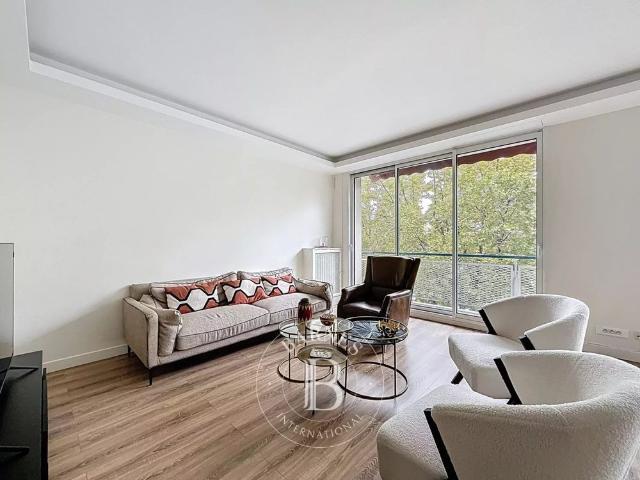 Appartement • Auteuil Sud