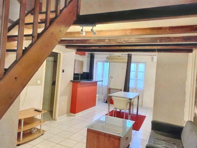 APPARTEMENT AVEC MEZZANINE