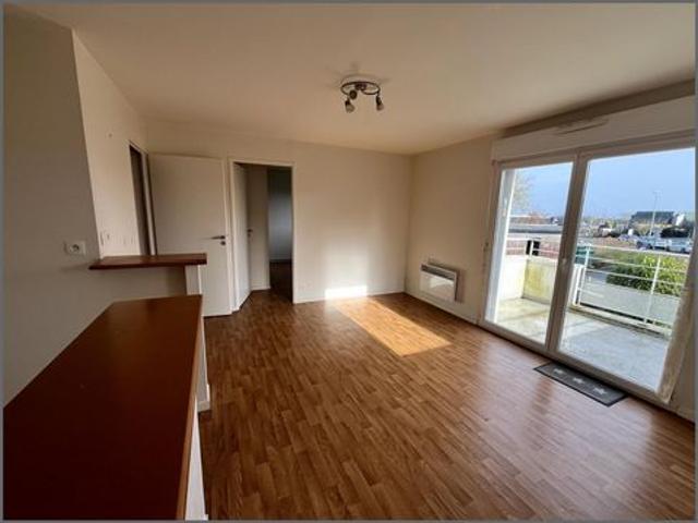 APPARTEMENT AVEC BALCON