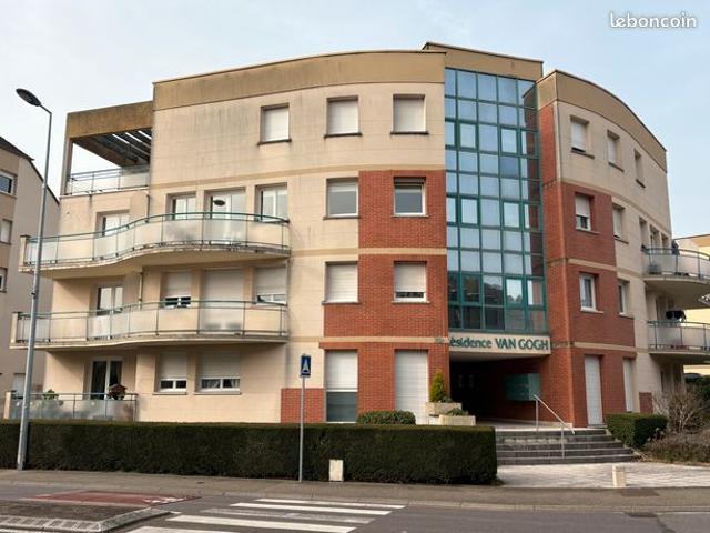 APPARTEMENT avec balcon 3 4 pièces 84m²