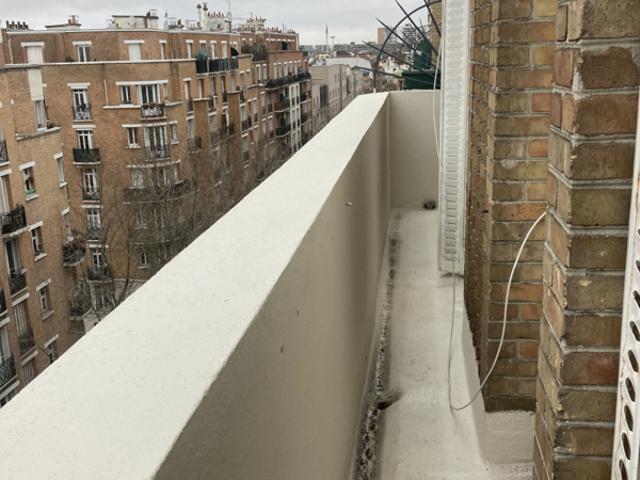 Appartement avec balcon au 7ème et dernière étage à Clic