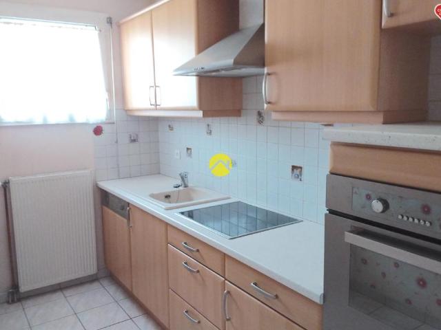 APPARTEMENT AVEC BALCON ET GARAGE