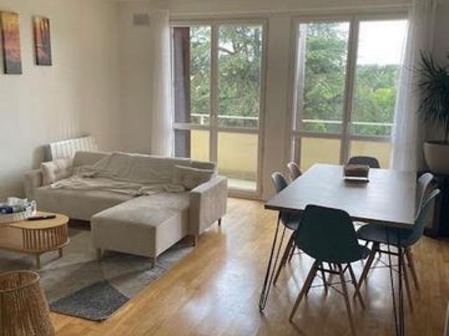 Appartement avec balcon et sans travaux
