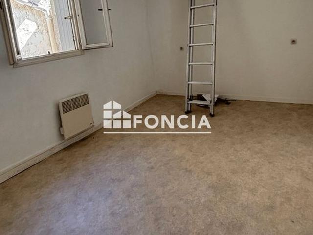Appartement avec combles aménageables et studio