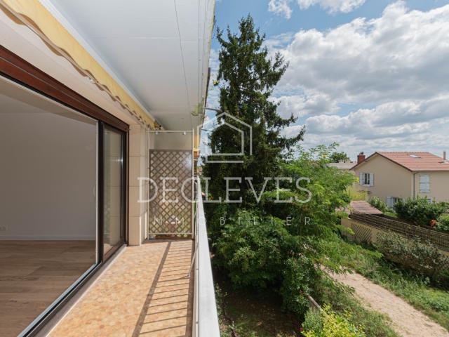 Appartement avec deux chambres et balcon MAISON LAFFITTE