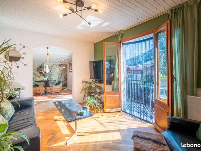 Appartement avec double garage