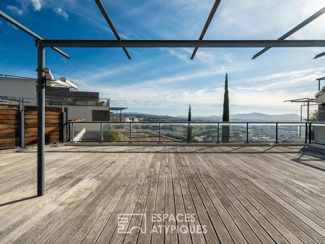 Appartement avec extérieur et vue