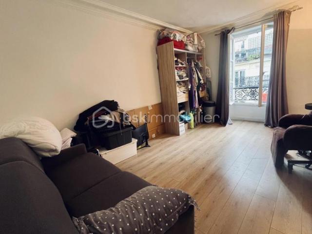 Appartement 3P à fort potentiel – 58 m² – Paris 18e