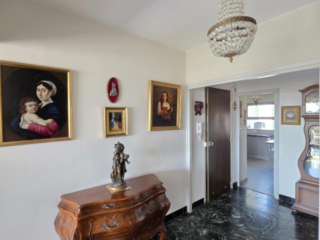 Appartement avec garage, Arles centre ville, résidence Le Central
