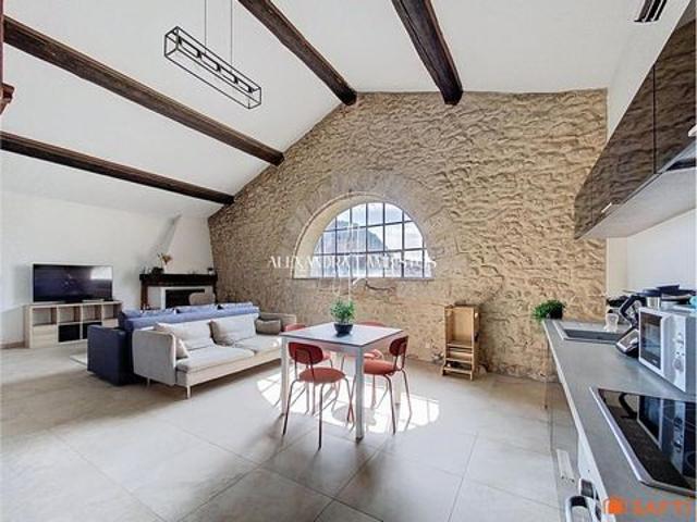 Appartement avec grand garage 4 pièces 94m²