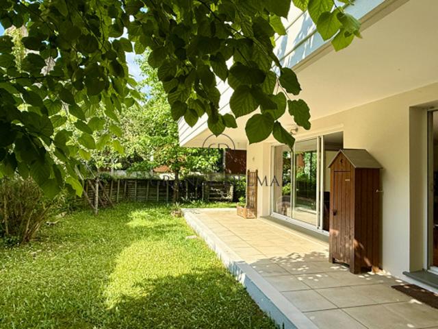 Appartement avec jardin et 1 box pour 2 voitures CAUDÉRAN