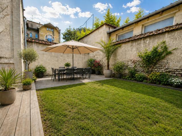 Appartement avec jardin et terrasse en centre ville de Reims