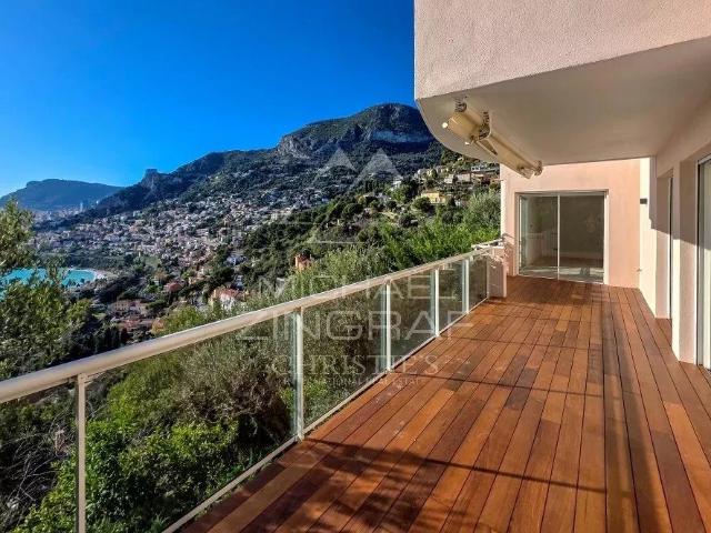 Appartement avec jardin proche Monaco et vue mer 124m² Roquebrune Cap Martin