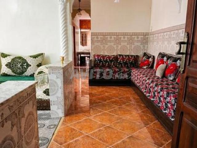 Appartement avec jardin près du marché modèle et de toutes commodités