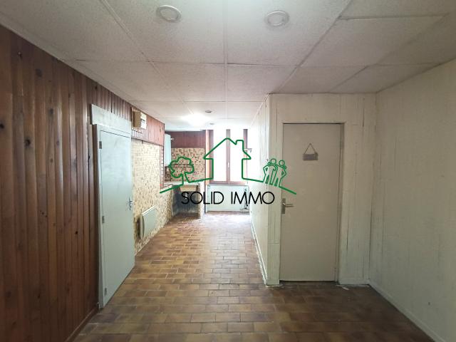 Appartement avec local commercial dans le centre ville d'Aubenas 07200