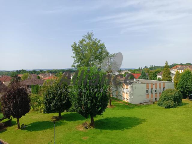 RESIDENCE TURENNE: APPARTEMENT AVEC LOGGIA ET PARKING