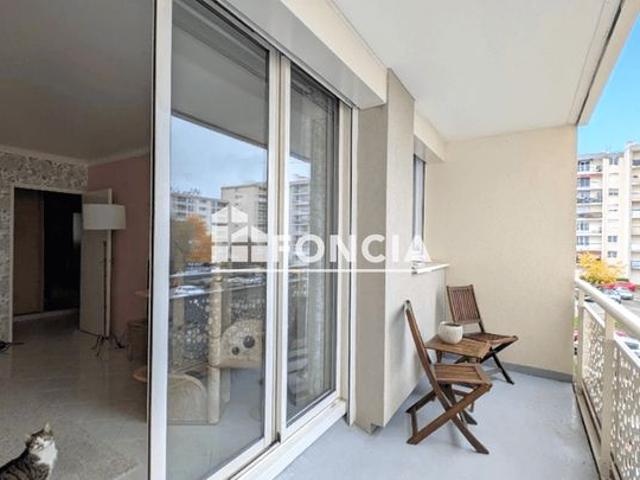 Appartement avec Loggia/Balcon T3 2 chambres 1 parking 1 cave