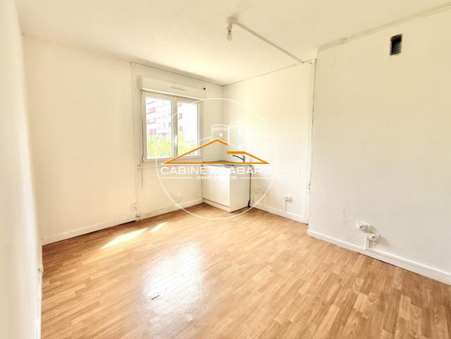 Appartement avec parking et cave