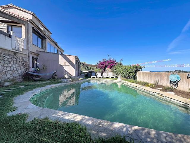 Appartement avec piscine