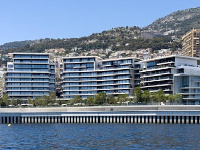 Appartement avec terrasse et piscine